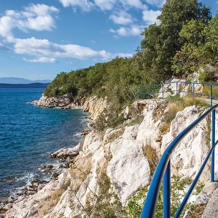 Apartment Rene, 150m From The Sea, Panorama View, Crikvenica, Dramalj, Parking *