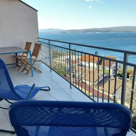 Rene, 150m From The Sea, Panorama View, Crikvenica, Dramalj, Parking