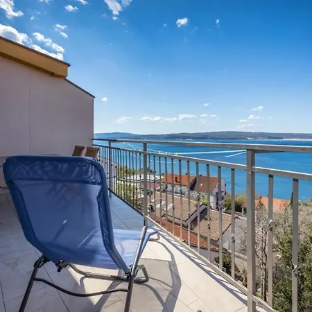 Rene, 150m From The Sea, Panorama View, Crikvenica, Dramalj, Parking アパート ドラマリ