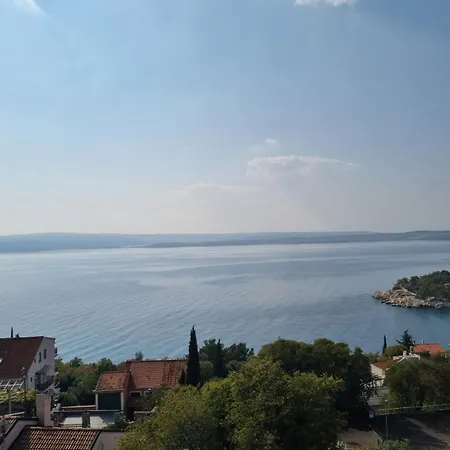 Rene, 150m From The Sea, Panorama View, Crikvenica, Dramalj, Parking アパート