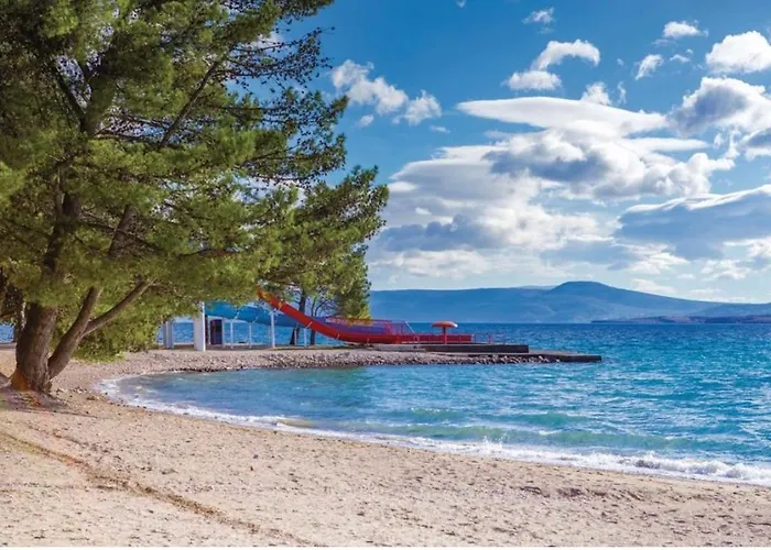 Rene, 150m From The Sea, Panorama View, Crikvenica, Dramalj, Parking Apartment