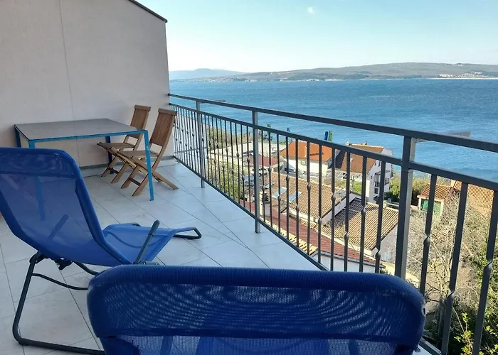 Rene, 150m From The Sea, Panorama View, Crikvenica, Dramalj, Parking