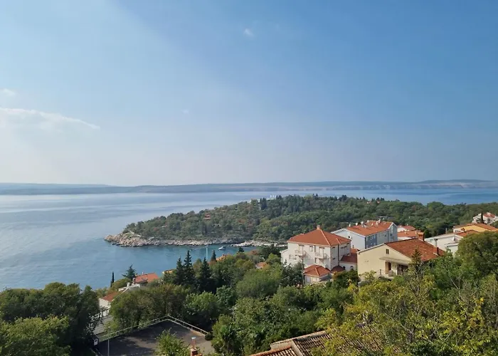 Apartment Rene, 150m From The Sea, Panorama View, Crikvenica, Dramalj, Parking *