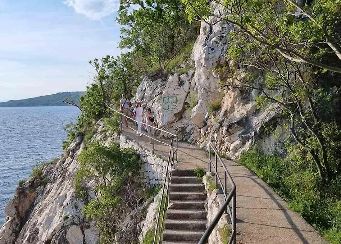 Rene, 150m From The Sea, Panorama View, Crikvenica, Dramalj, Parking Dramalj
